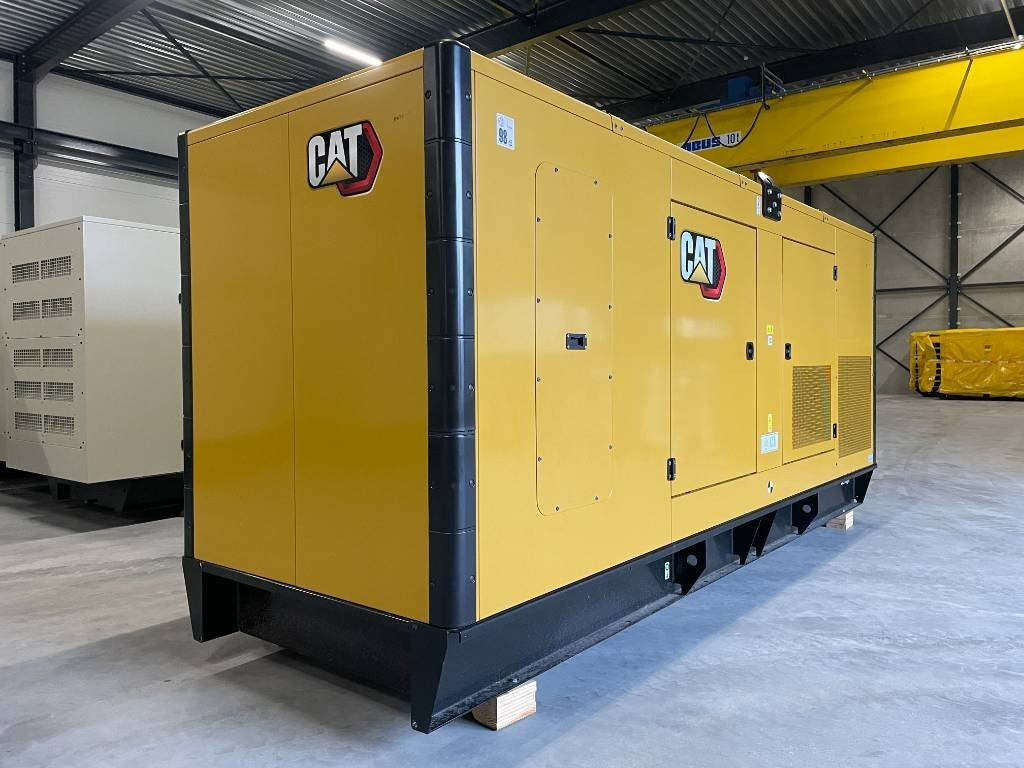 CAT DE550E0 - C15 - 550 kVA Generator - DPX-18027 - Generator set: picture 2 CAT DE550E0 - C15 - 550 kVA Generator - DPX-18027 - Generator set: picture 2