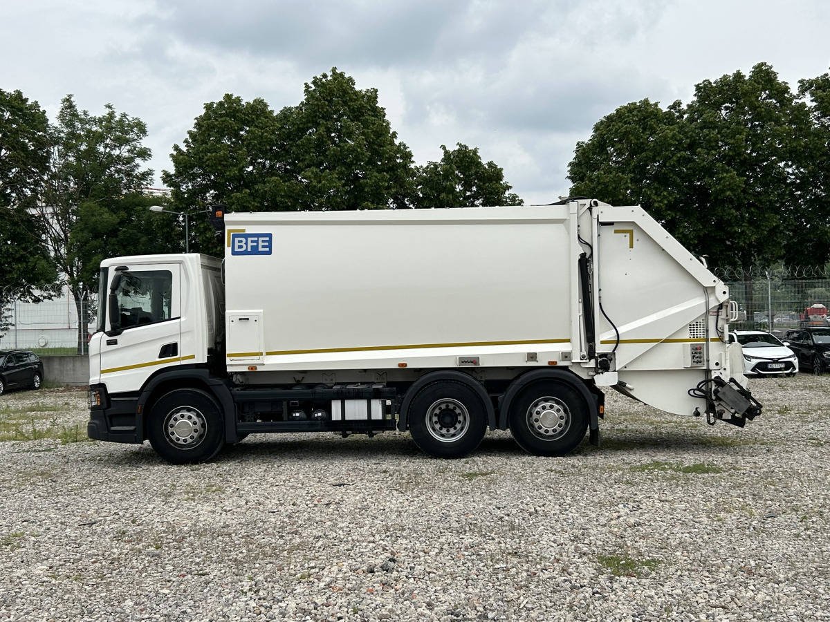 SCANIA P 320 WYWÓZ ŚMIECI - Garbage truck: picture 4 SCANIA P 320 WYWÓZ ŚMIECI - Garbage truck: picture 4