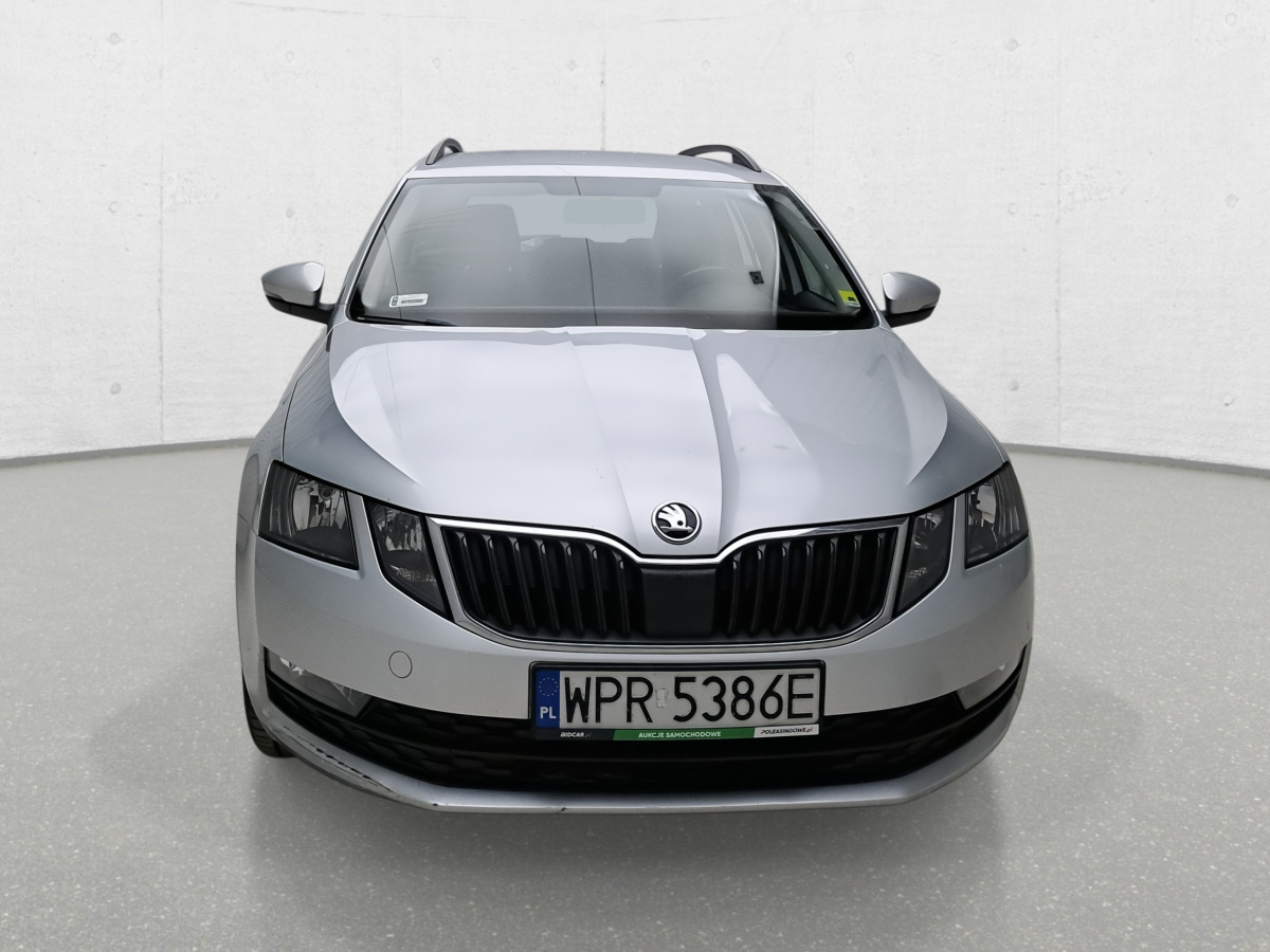 SKODA OCTAVIA KOMBI - Car: picture 3 SKODA OCTAVIA KOMBI - Car: picture 3