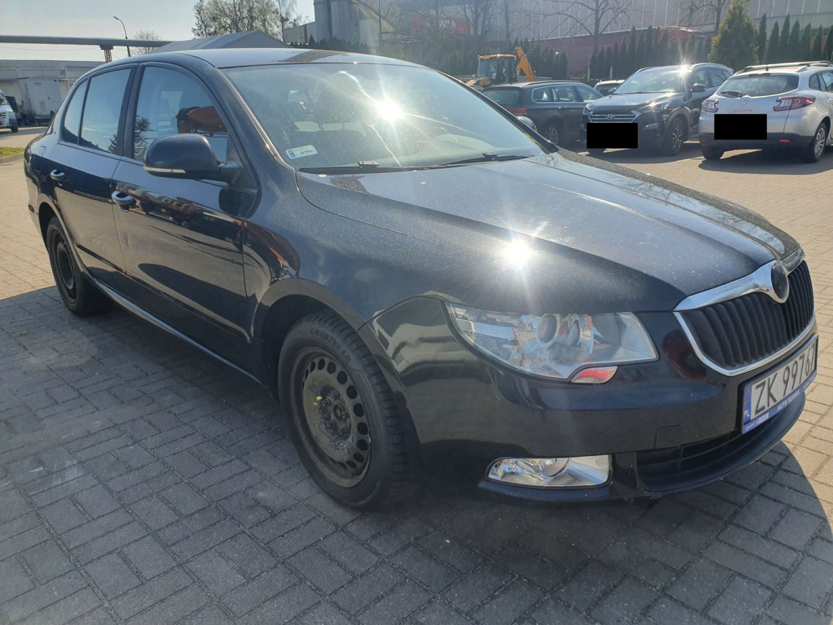 Sedan SKODA SUPERB SEDAN: picture 1