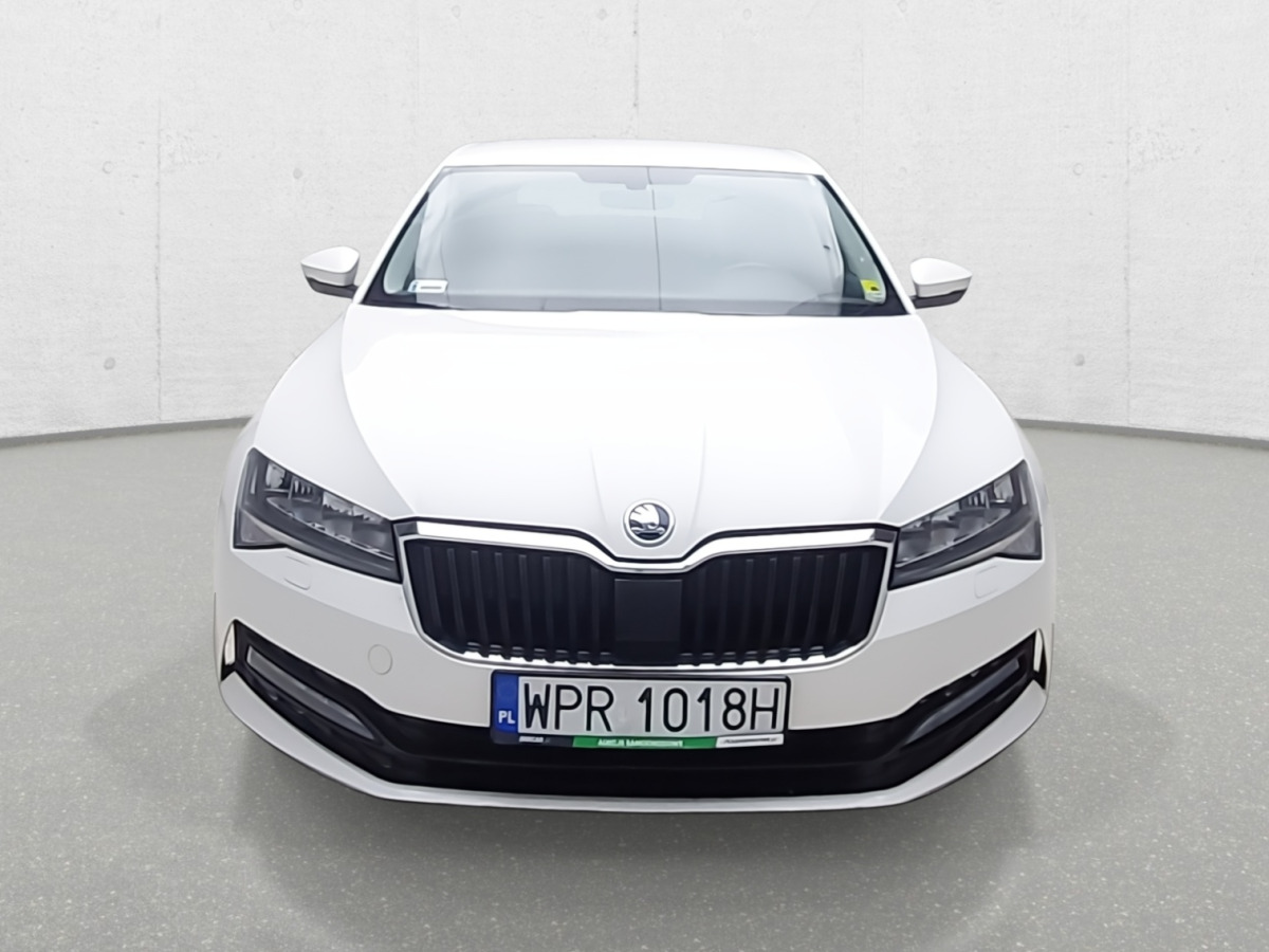 SKODA SUPERB SEDAN - Car: picture 3 SKODA SUPERB SEDAN - Car: picture 3