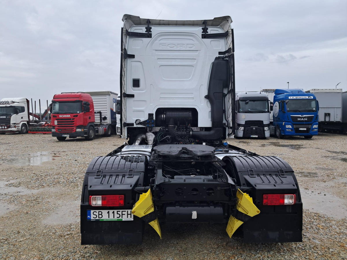 FORD F-MAX CIĄGNIK SIODŁOWY - Tractor unit: picture 4 FORD F-MAX CIĄGNIK SIODŁOWY - Tractor unit: picture 4