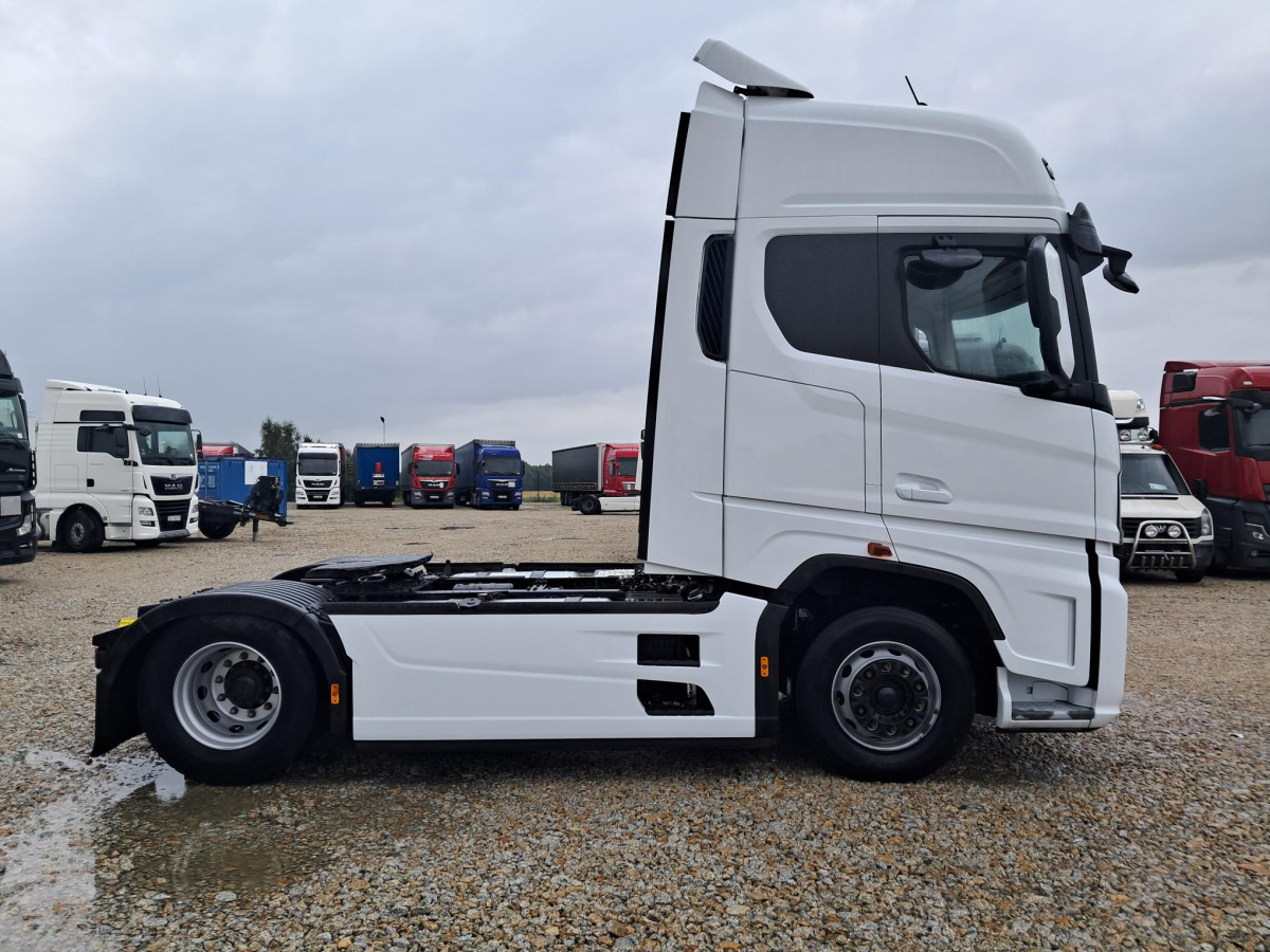 FORD F-MAX CIĄGNIK SIODŁOWY - Tractor unit: picture 2 FORD F-MAX CIĄGNIK SIODŁOWY - Tractor unit: picture 2