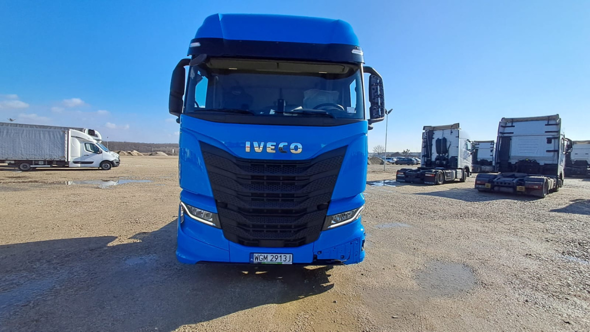 IVECO CIĄGNIK SIODŁOWY - Tractor unit: picture 3 IVECO CIĄGNIK SIODŁOWY - Tractor unit: picture 3