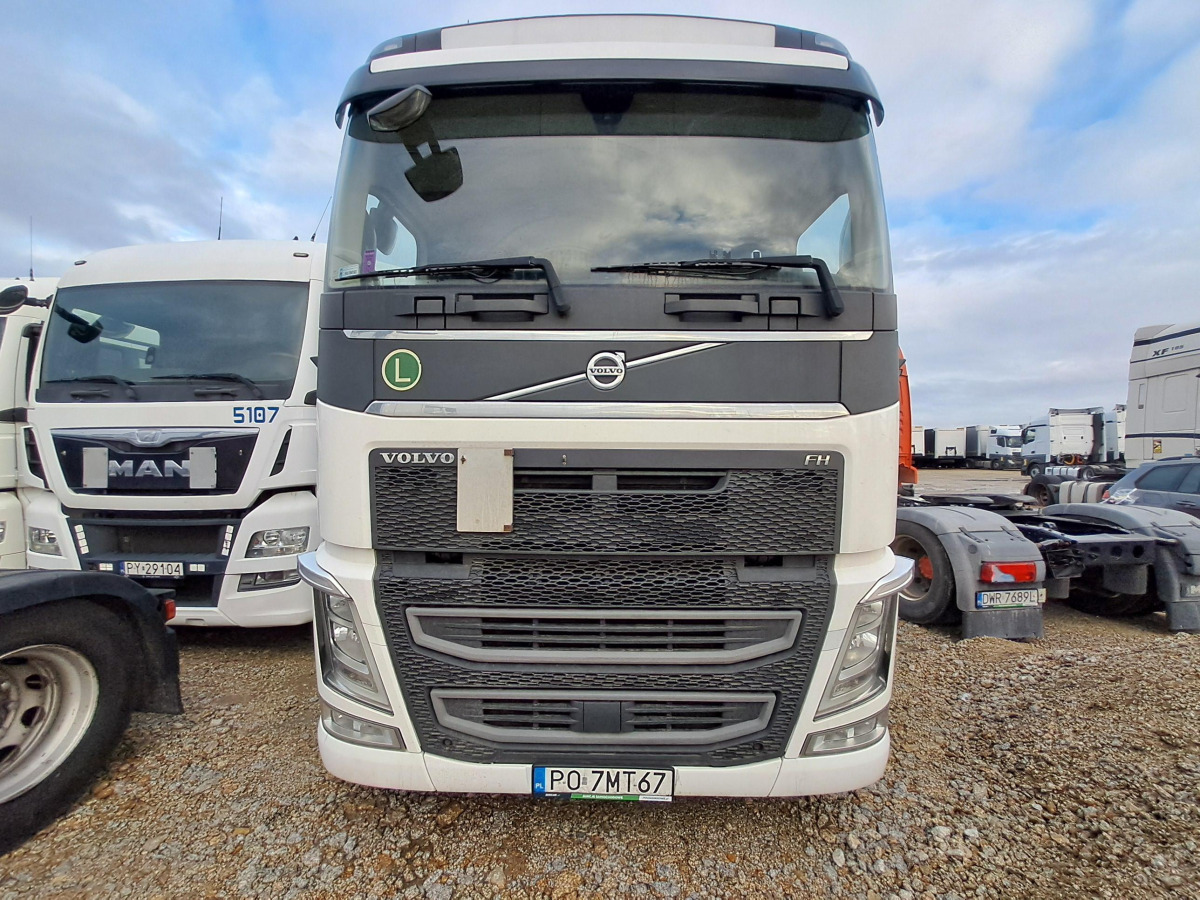 VOLVO FH 460 CIĄGNIK SIODŁOWY - Tractor unit: picture 3 VOLVO FH 460 CIĄGNIK SIODŁOWY - Tractor unit: picture 3