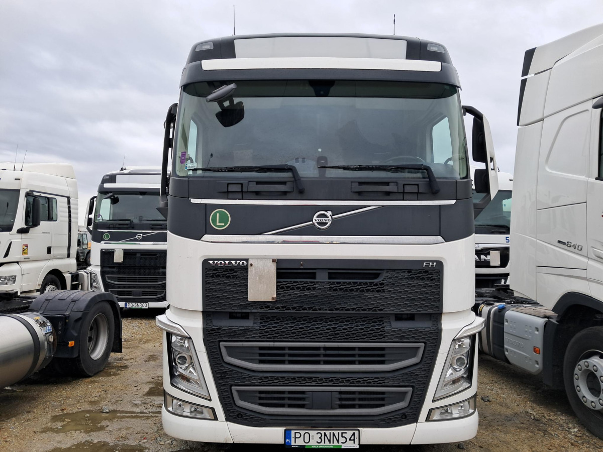 VOLVO FH 460 CIĄGNIK SIODŁOWY - Tractor unit: picture 2 VOLVO FH 460 CIĄGNIK SIODŁOWY - Tractor unit: picture 2