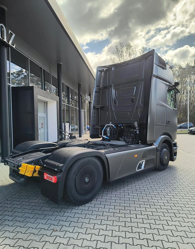 Mercedes-Benz Actros 1848 LS - Tractor unit: picture 5 Mercedes-Benz Actros 1848 LS - Tractor unit: picture 5