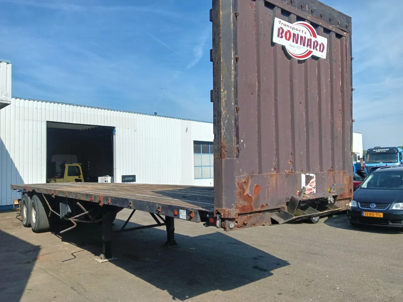 Fruehauf 2 Axle Fruehauf , Flat trailer , Drum Brakes - Dropside/ Flatbed semi-trailer: picture 4 Fruehauf 2 Axle Fruehauf , Flat trailer , Drum Brakes - Dropside/ Flatbed semi-trailer: picture 4
