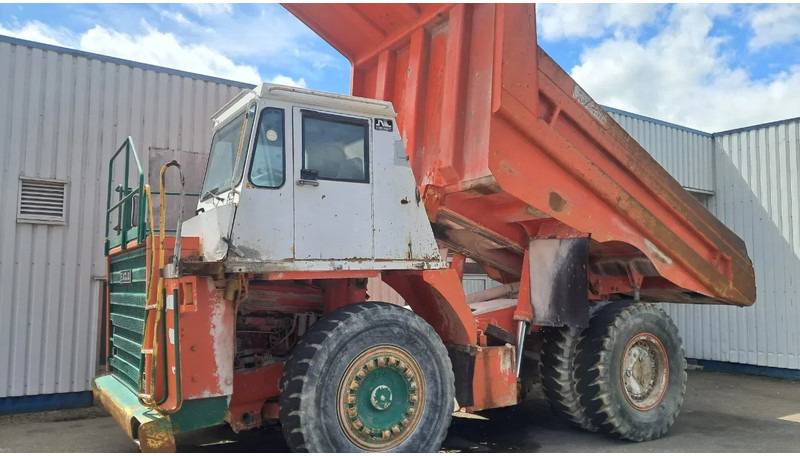 Hitachi Euclid R40C - Rigid dumper/ Rock truck: picture 1 Hitachi Euclid R40C - Rigid dumper/ Rock truck: picture 1