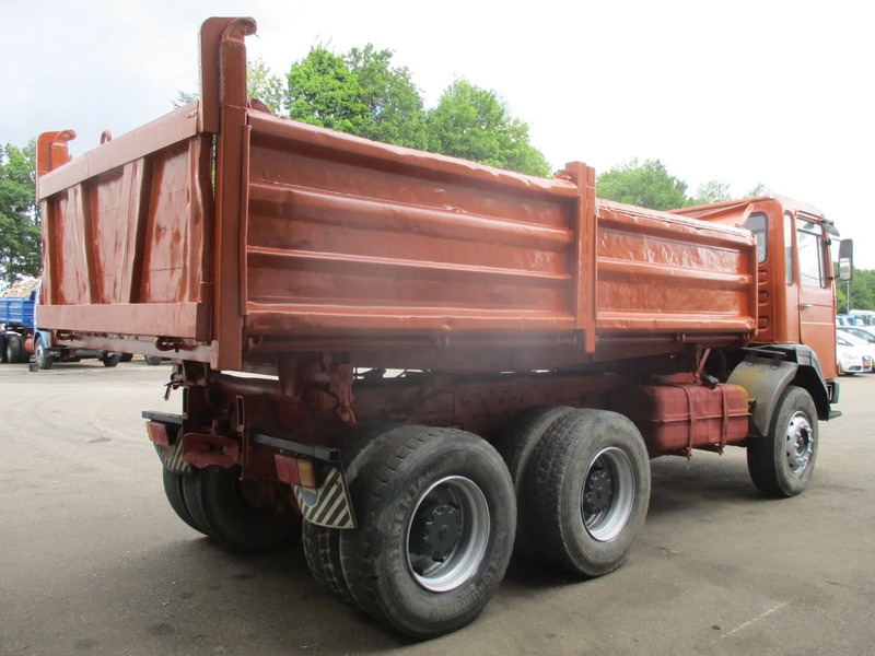 MAN 26.321 6x4 , 3 way tipper , ZF Manual , Spring suspension - Tipper: picture 3 MAN 26.321 6x4 , 3 way tipper , ZF Manual , Spring suspension - Tipper: picture 3