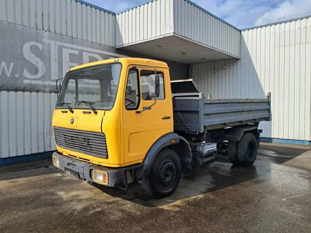 Mercedes-Benz 1213 , 3 Way Tipper , Spring suspension , Manual - Tipper: picture 1 Mercedes-Benz 1213 , 3 Way Tipper , Spring suspension , Manual - Tipper: picture 1