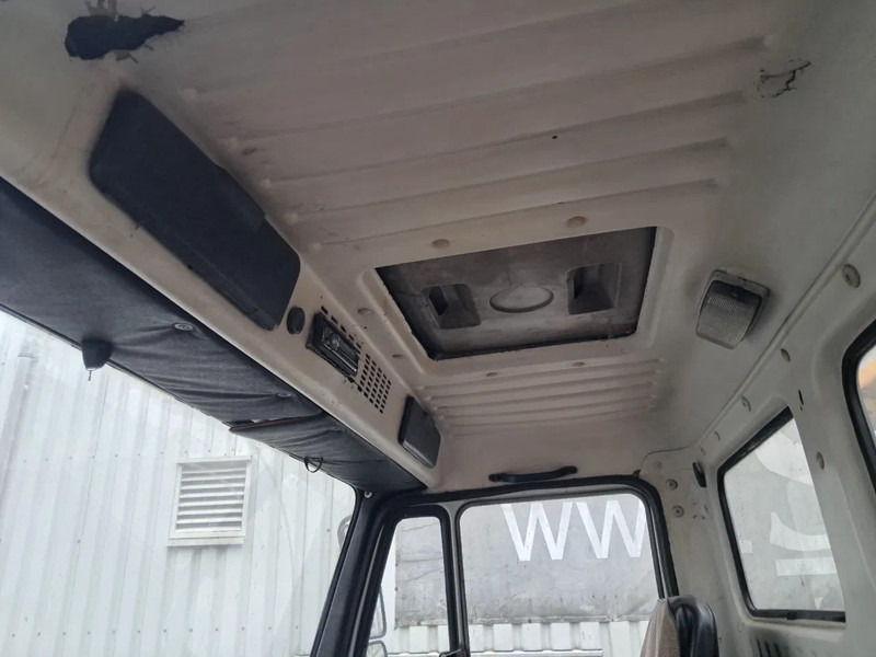 Tipper Mercedes-Benz 2628 , V8 , 6x4 , 3 Way Tipper, ZF Manual , Spring Suspension: picture 18