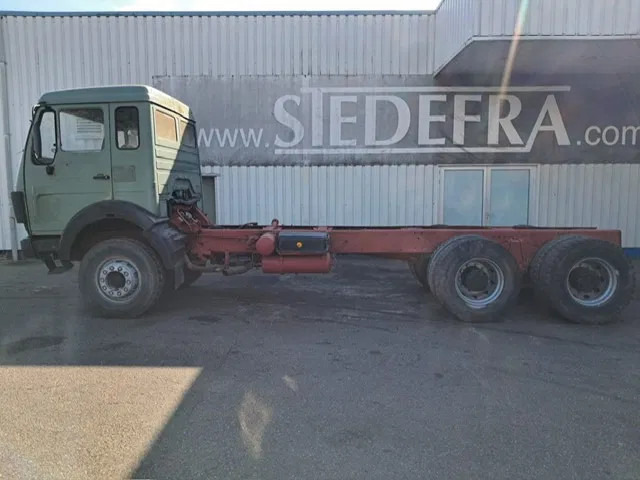 Mercedes-Benz 2632 , V10 , 6x4 , Long chassis , Spring suspension , ZF Manual - Cab chassis truck: picture 2 Mercedes-Benz 2632 , V10 , 6x4 , Long chassis , Spring suspension , ZF Manual - Cab chassis truck: picture 2
