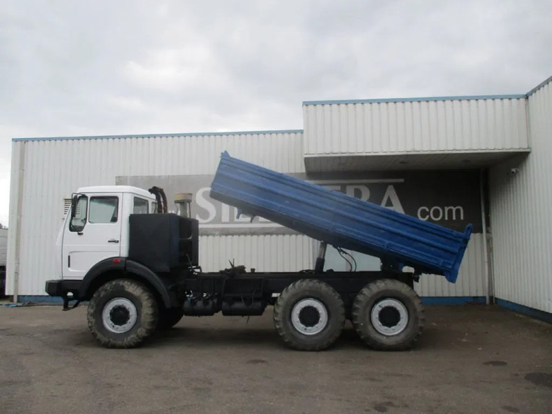 Mercedes-Benz FAP 2026 , V8 , 6X6 , ZF Manual , Spring Suspension , 3 way Tipper, Ex- - Tipper: picture 1 Mercedes-Benz FAP 2026 , V8 , 6X6 , ZF Manual , Spring Suspension , 3 way Tipper, Ex- - Tipper: picture 1