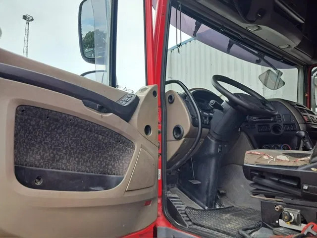 Tractor unit DAF XF 105 460 , Manual Gearbox , PTO , Tipper Hydraulics , Airco , Superspace Cab: picture 12