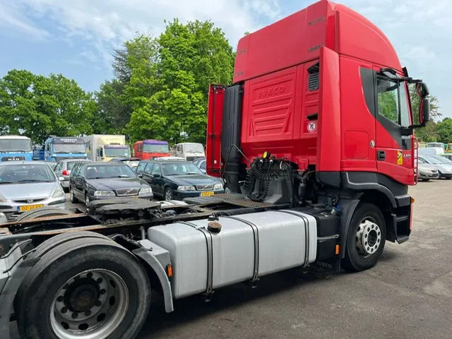 Iveco Stralis 450 , AS 440S45 , Manual Gearbox , Euro 5 - Tractor unit: picture 3 Iveco Stralis 450 , AS 440S45 , Manual Gearbox , Euro 5 - Tractor unit: picture 3