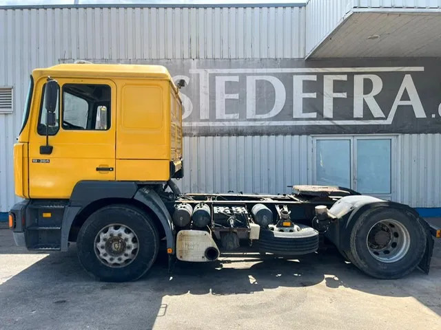 MAN 19.364 F2000 , Belgium Truck , ZF Manual , Euro 2 - Tractor unit: picture 2 MAN 19.364 F2000 , Belgium Truck , ZF Manual , Euro 2 - Tractor unit: picture 2