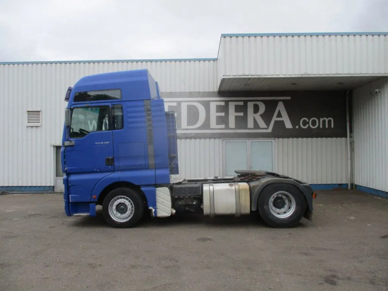 MAN TGA , FOR PARTS ONLY , NO ENGINE AND GEARBOX - Tractor unit: picture 2 MAN TGA , FOR PARTS ONLY , NO ENGINE AND GEARBOX - Tractor unit: picture 2