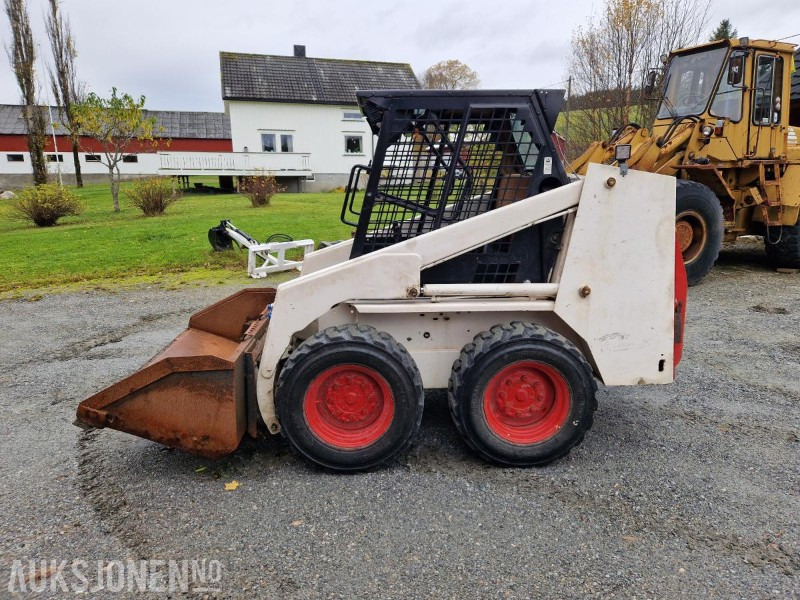 1986 Bobcat 743 kompaktlaster med mye utstyr - MVA-FRI - Skid steer loader: picture 1 1986 Bobcat 743 kompaktlaster med mye utstyr - MVA-FRI - Skid steer loader: picture 1