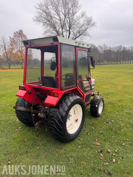 1989 SHIBAURA Stiger 2540 - 4 hjulstrekk - høy og lav serie - Farm tractor: picture 4 1989 SHIBAURA Stiger 2540 - 4 hjulstrekk - høy og lav serie - Farm tractor: picture 4
