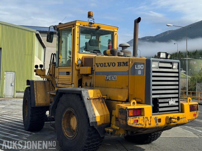 1994 Volvo BM L 90 - Hjullaster - Timer: 23064 - Wheel loader: picture 4 1994 Volvo BM L 90 - Hjullaster - Timer: 23064 - Wheel loader: picture 4
