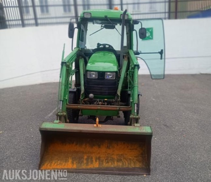 2000 John Deere JD4400 Frontlaster Skuffe Vikplog - Farm tractor: picture 2 2000 John Deere JD4400 Frontlaster Skuffe Vikplog - Farm tractor: picture 2