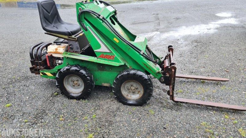 2001 Avant 313 - Wheel loader: picture 1 2001 Avant 313 - Wheel loader: picture 1