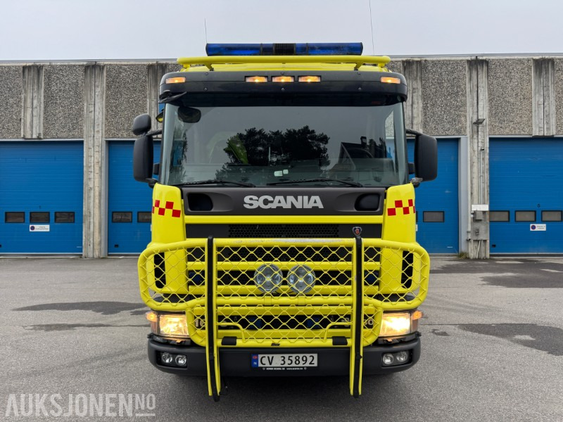 2002 Scania R164 tankbil med masse utstyr. 6X4 - Fire truck: picture 2 2002 Scania R164 tankbil med masse utstyr. 6X4 - Fire truck: picture 2