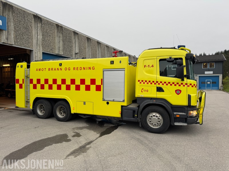2002 Scania R164 tankbil med masse utstyr. 6X4 - Fire truck: picture 4 2002 Scania R164 tankbil med masse utstyr. 6X4 - Fire truck: picture 4