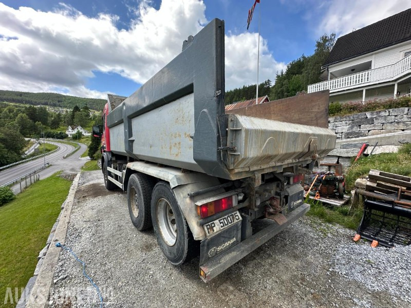 2003 Scania P-serie 124G 420 Tippbil, 354171km - Tipper: picture 4 2003 Scania P-serie 124G 420 Tippbil, 354171km - Tipper: picture 4