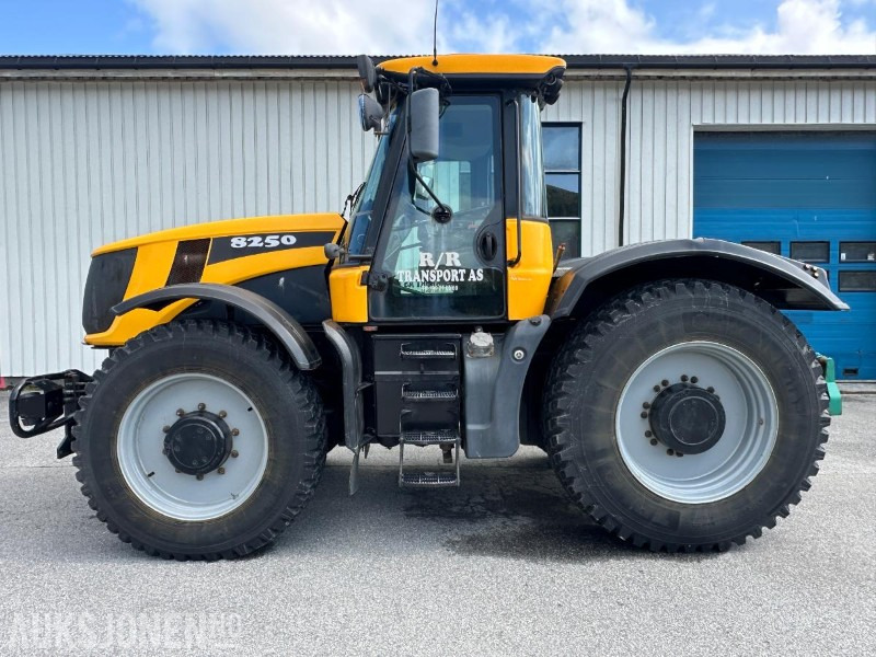 2006 JCB Fastrac 8250 - 4985 timer - Farm tractor: picture 2 2006 JCB Fastrac 8250 - 4985 timer - Farm tractor: picture 2