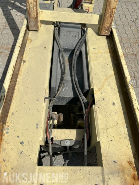 Aerial platform 2007 JLG 1930 ES: picture 19