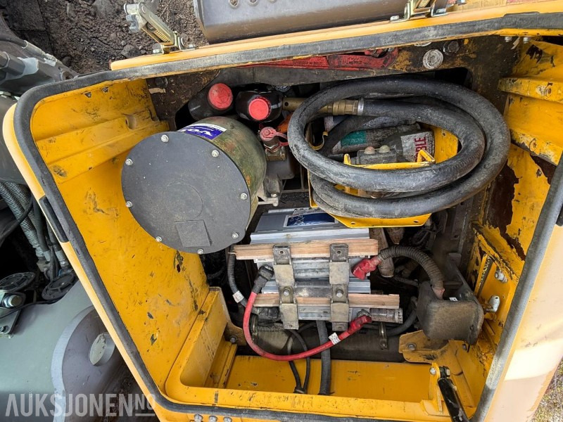 Excavator 2008 Volvo EC240CL: picture 13