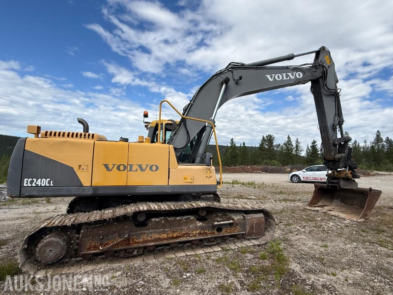 Excavator 2008 Volvo EC240CL: picture 7