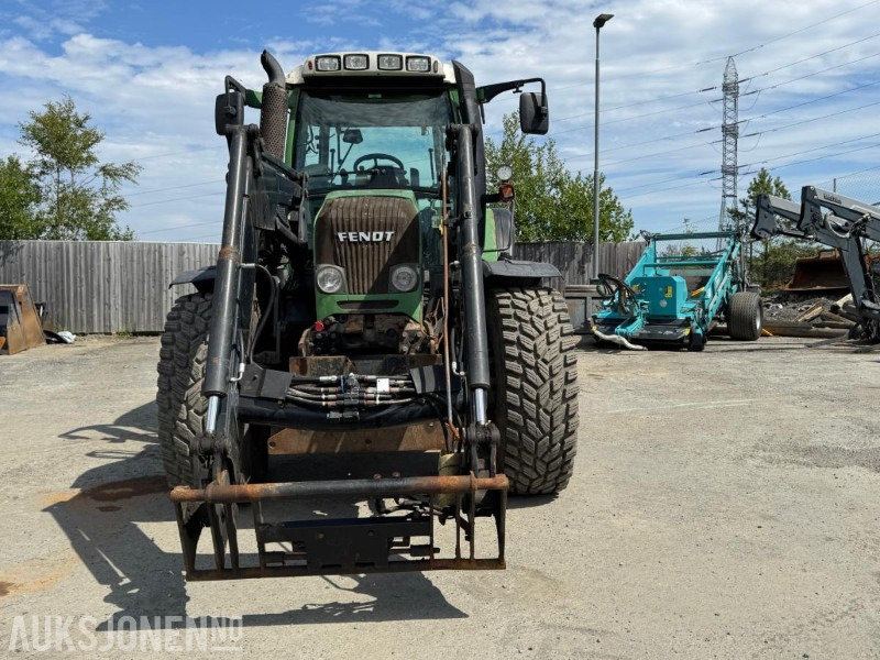 2010 Fendt 412 Vario traktor m/Trima frontlaster –9793 t – V-plog + ekstra hjulsett inkl. - Farm tractor: picture 3 2010 Fendt 412 Vario traktor m/Trima frontlaster –9793 t – V-plog + ekstra hjulsett inkl. - Farm tractor: picture 3