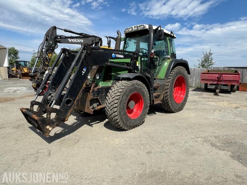 2010 Fendt 412 Vario traktor m/Trima frontlaster –9793 t – V-plog + ekstra hjulsett inkl. - Farm tractor: picture 2 2010 Fendt 412 Vario traktor m/Trima frontlaster –9793 t – V-plog + ekstra hjulsett inkl. - Farm tractor: picture 2