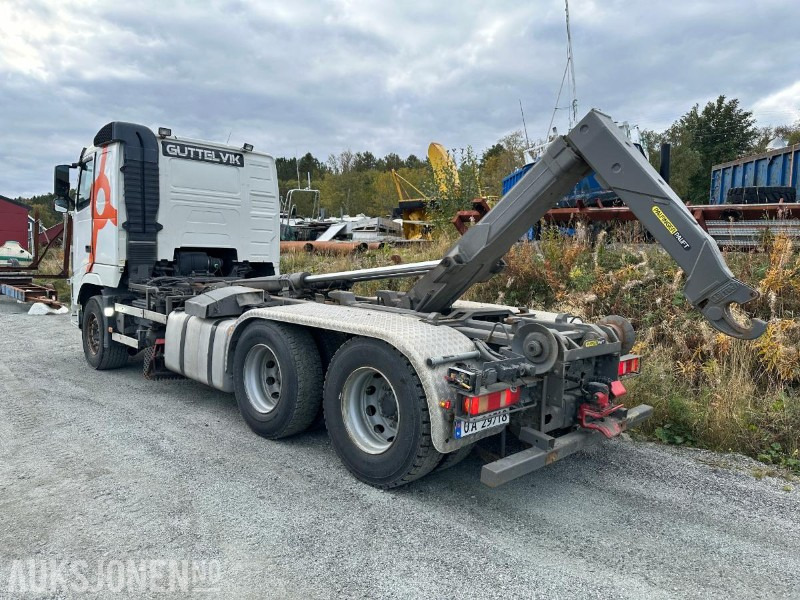 2010 Volvo FH16 6x4 krokbil – 551 hk // Palfinger krokløft // Brøyterigget med underliggende skjær - Hook lift truck: picture 4 2010 Volvo FH16 6x4 krokbil – 551 hk // Palfinger krokløft // Brøyterigget med underliggende skjær - Hook lift truck: picture 4