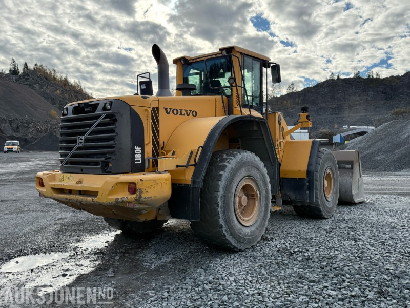 2010 Volvo L180F hjullaster med skuffe / Spakstyring - Wheel loader: picture 5 2010 Volvo L180F hjullaster med skuffe / Spakstyring - Wheel loader: picture 5