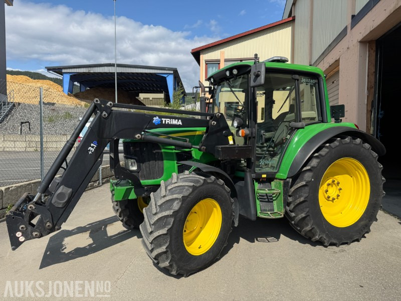 2011 John Deere 6430 Premium traktor med laster - Farm tractor: picture 1 2011 John Deere 6430 Premium traktor med laster - Farm tractor: picture 1