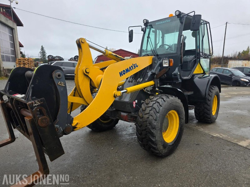 2011 Komatsu WA100M-6 HJULLASTER MED PALLEGAFFEL GODKJENT i 2025 - Wheel loader: picture 3 2011 Komatsu WA100M-6 HJULLASTER MED PALLEGAFFEL GODKJENT i 2025 - Wheel loader: picture 3