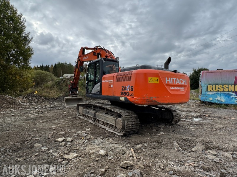 Excavator 2013 Hitachi ZX250LC-5B – med Indexator tiltrotator,sorterings-/rivningsklype,pigghammer, 3 skuffer: picture 8