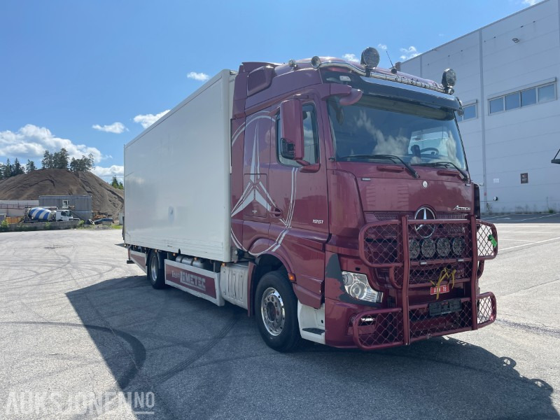 2014 Mercedes-Benz Actros - Box truck: picture 2 2014 Mercedes-Benz Actros - Box truck: picture 2