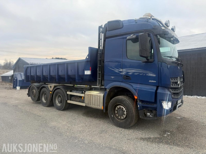 2014 Mercedes-Benz Arocs KROKBIL M/DUMPERKASSE EURO 6 SERVICEHISTORIKK NYLIG EU-GODKJENT 510HK - Hook lift truck: picture 2 2014 Mercedes-Benz Arocs KROKBIL M/DUMPERKASSE EURO 6 SERVICEHISTORIKK NYLIG EU-GODKJENT 510HK - Hook lift truck: picture 2