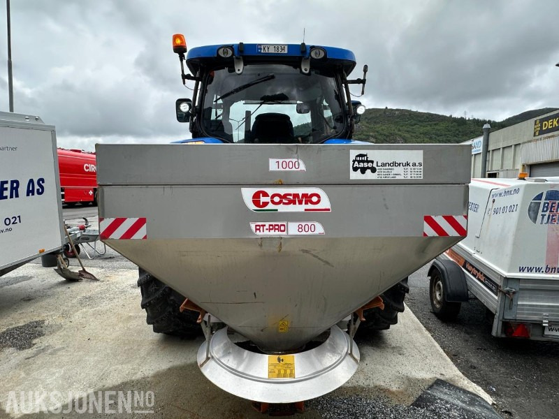 2015 New Holland T6.140 m/snøplog og strøkasse, 1789 timer - Farm tractor: picture 4 2015 New Holland T6.140 m/snøplog og strøkasse, 1789 timer - Farm tractor: picture 4