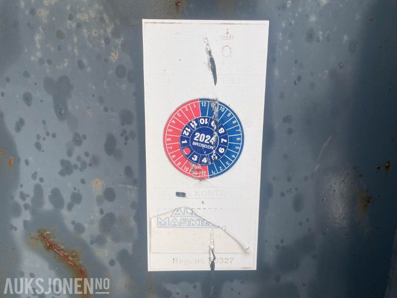 2015 Tre Emme PF135.CDC skuffe – 1350 liter - Construction equipment: picture 5 2015 Tre Emme PF135.CDC skuffe – 1350 liter - Construction equipment: picture 5