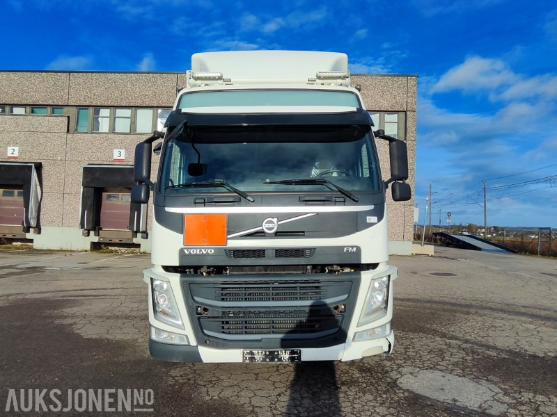 2015 Volvo FM 460 6x2 skapbil m/Full sideåpning - Carrier kjøleanlegg og bakløft - Box truck: picture 3 2015 Volvo FM 460 6x2 skapbil m/Full sideåpning - Carrier kjøleanlegg og bakløft - Box truck: picture 3