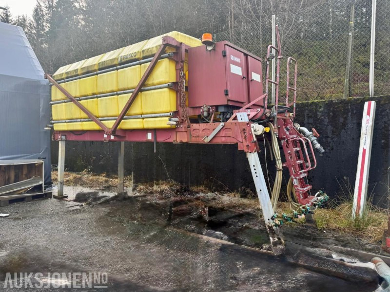 2016 RASCO Liquid VHP10 Lakespreder - Construction equipment: picture 2 2016 RASCO Liquid VHP10 Lakespreder - Construction equipment: picture 2