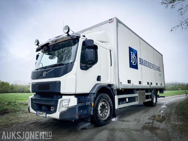 2016 Volvo FE - 320 - Distribusjons lastebil med bakløft - Gått kun 264.000 km - Box truck: picture 1 2016 Volvo FE - 320 - Distribusjons lastebil med bakløft - Gått kun 264.000 km - Box truck: picture 1