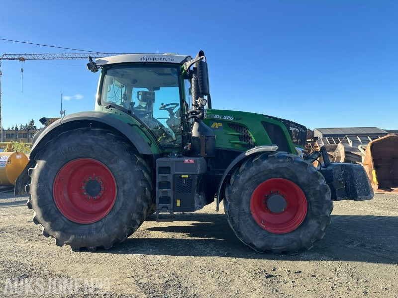 2017 Fendt 826 Vario S4 traktor - Profi versjon - Farm tractor: picture 5 2017 Fendt 826 Vario S4 traktor - Profi versjon - Farm tractor: picture 5