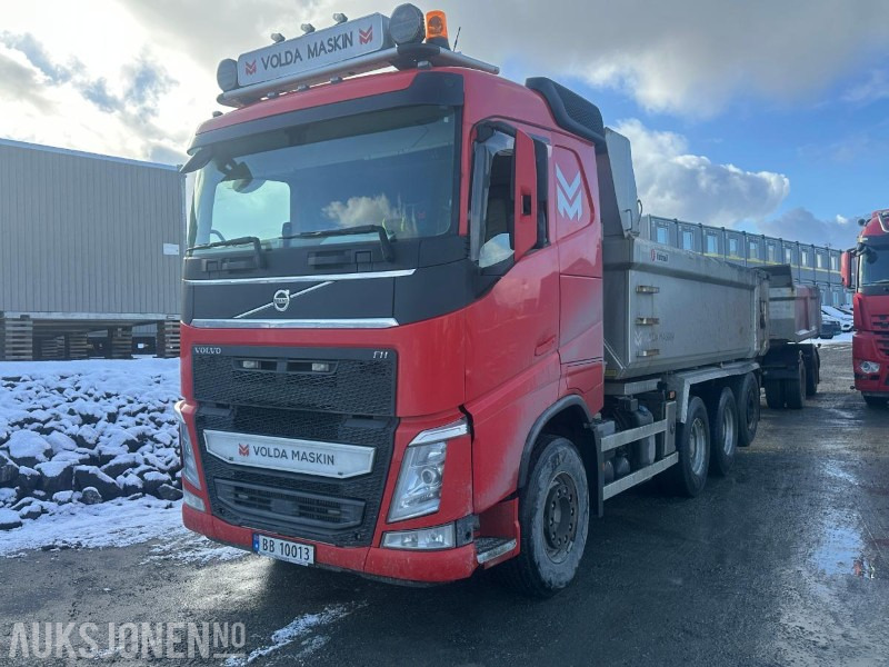 Tipper 2017 Volvo FH 8X4 Tridem Tippbil EURO6 Istrail påbygg: picture 1